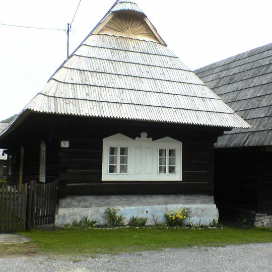 Roľnícka usadlosť, dom ľudový