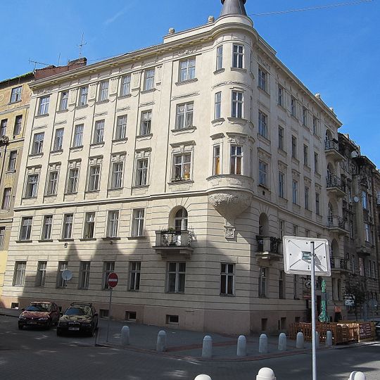 Smetanova 51 - 55, Cihlářská 12 - 14