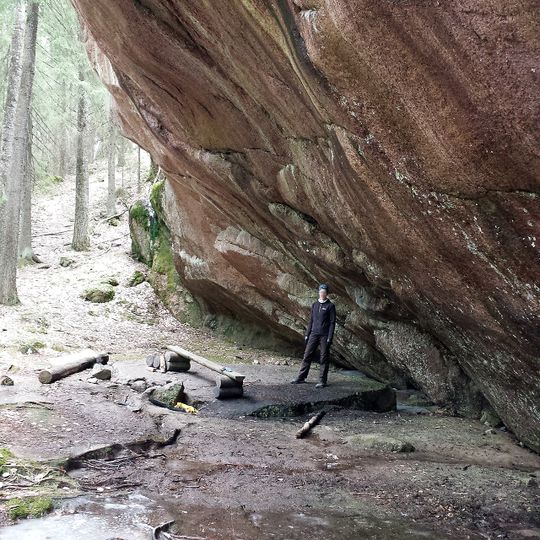 Église du diable de Paistjärvi
