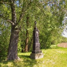 Kříž severně od Věrovan u silnice