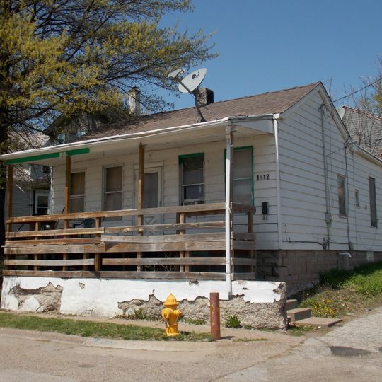 Cottage at 1514 and 1516 W. Second Street