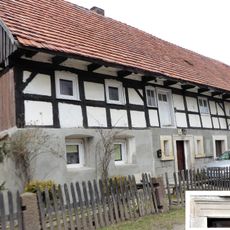 Dom mieszkalno-gospodarczy nr 5