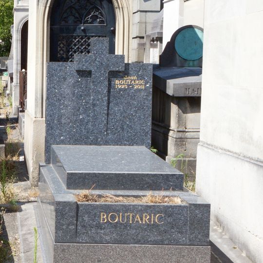 Grave of Boutaric