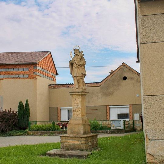 Socha svatého Jana Nepomuckého v Paloníně