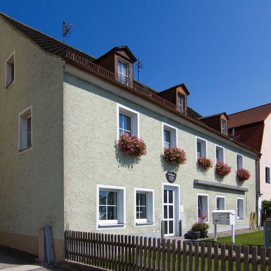 Wohnhaus, ehemaliger Stadel
