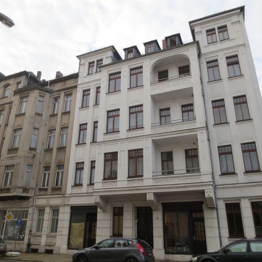 Mietshaus in halboffener Bebauung Georgstraße 29