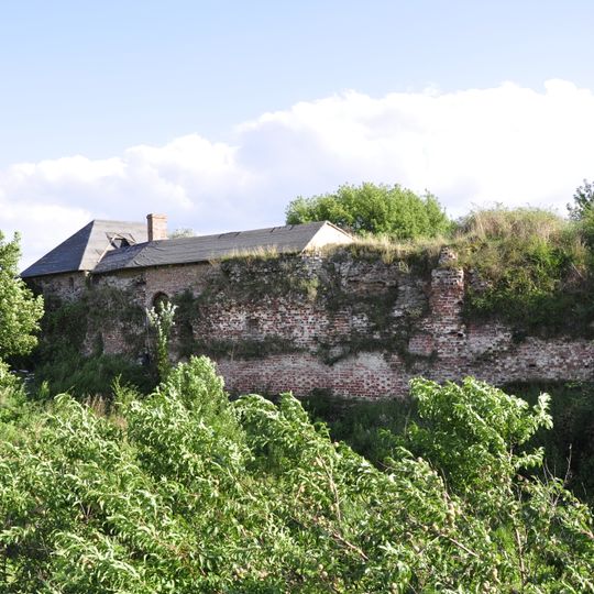 Ruiny zamku prymasowskiego