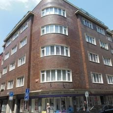 Činžovní Dům s obchody (Yeni Şehir, Řeznická)