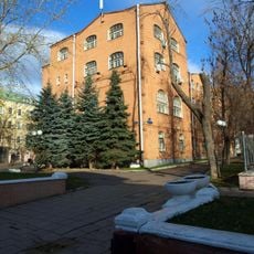 Լավրուշինսկի նրբ. 3/8 շենք 1 2