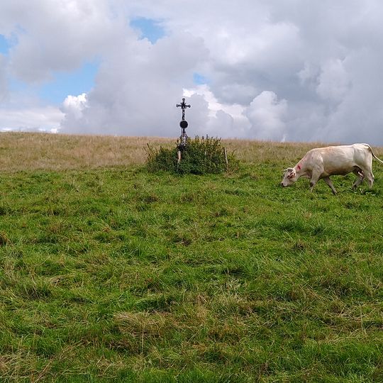 Kříž za Stradovem