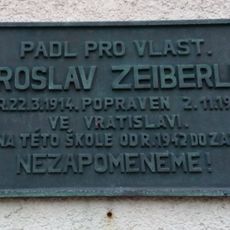Pamětní deska Jaroslava Zeiberlicha v Soběšicích
