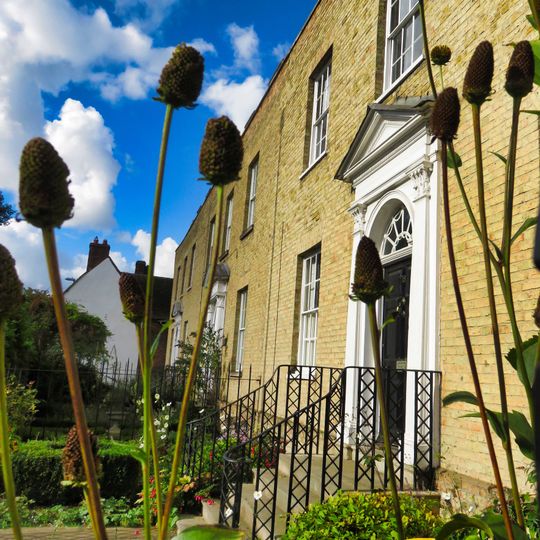 77 79, Ermine Street