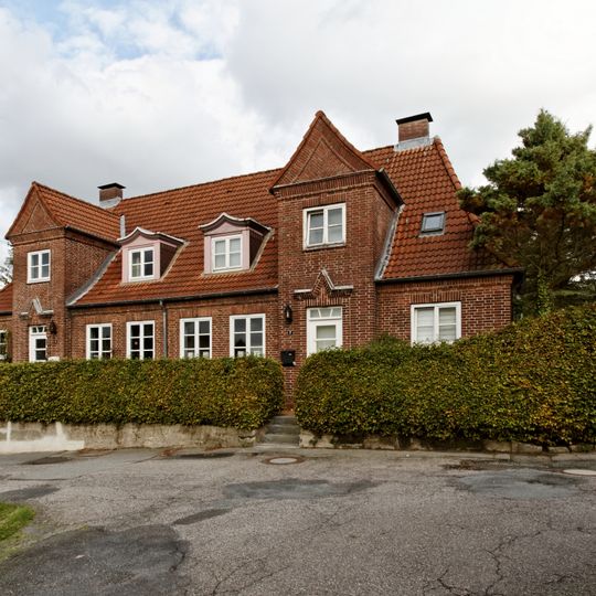 Wohnhaus Dr.-Kirchhoff-Platz 2