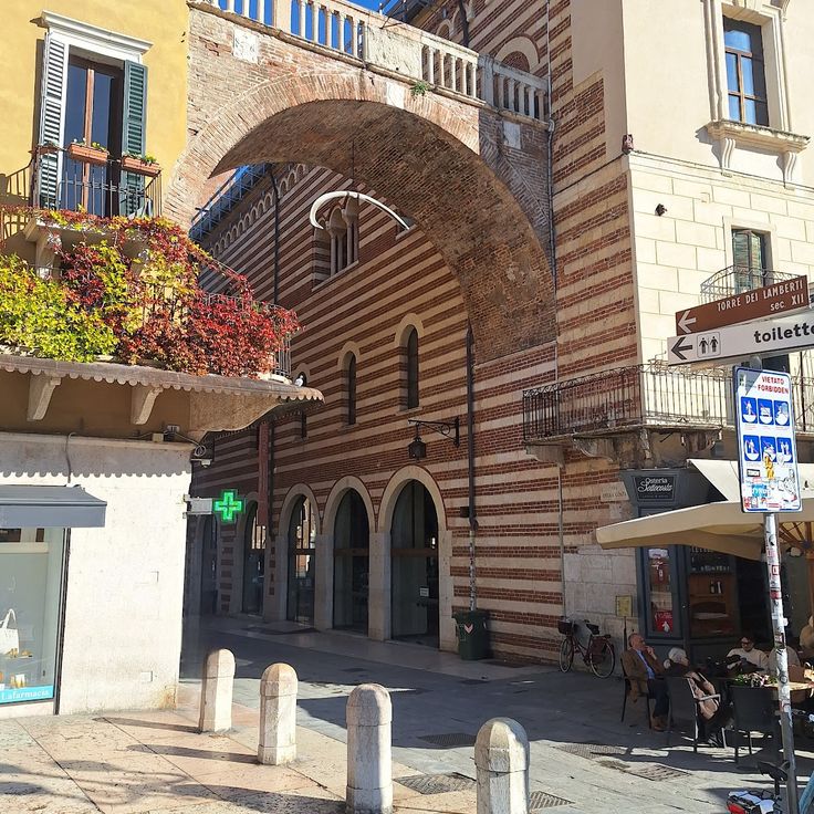 Arco della Costa