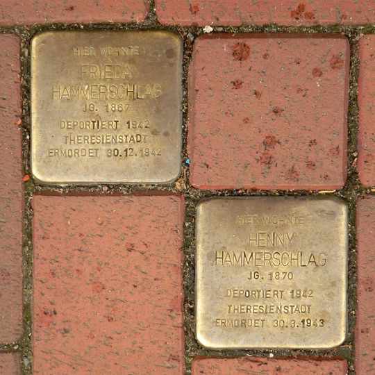 Stolperstein en memoria de Henny Hammerschlag