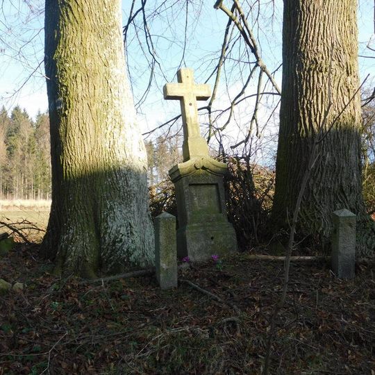 Kříž u cesty z Těšenova na Kopaniny