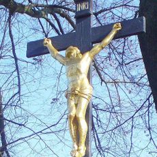 Kříž u cesty k zaniklému vodojemu v Mánesově ulici v Krásné Lípě