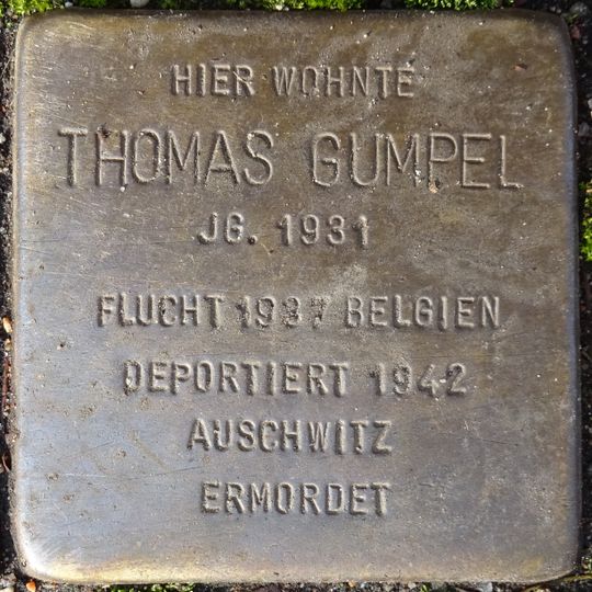Stolperstein dedicated to Thomas Gumpel