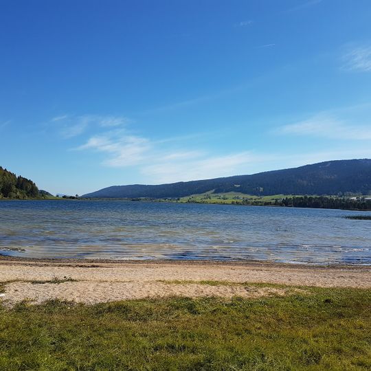 Plage Surveillée du Lac des Rousses