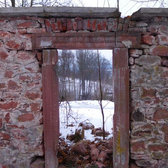Northern gate of Dolní Lánov cemetery