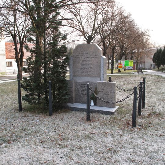 Pomník padlým ve Straškově