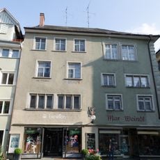 Wohn- und Geschäftshaus