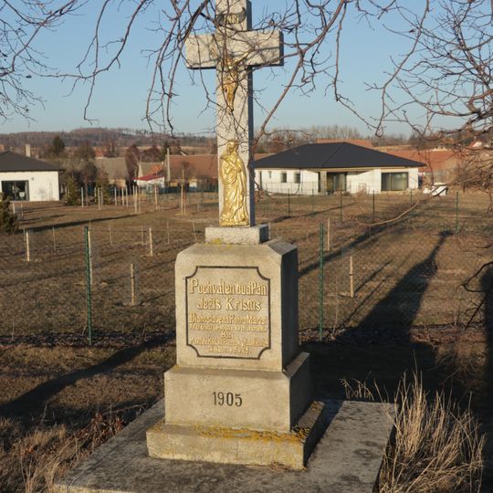 Kříž u cesty u Jakubova u Moravských Budějovic