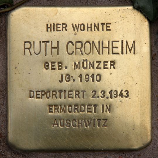 Stolperstein dedicated to Ruth Cronheim