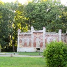 Noliktavas (vīnu mājas) drupas