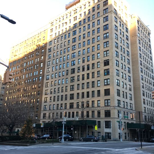 1225 Park Avenue