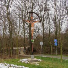 Kříž v Postřelmůvku u cyklostezky