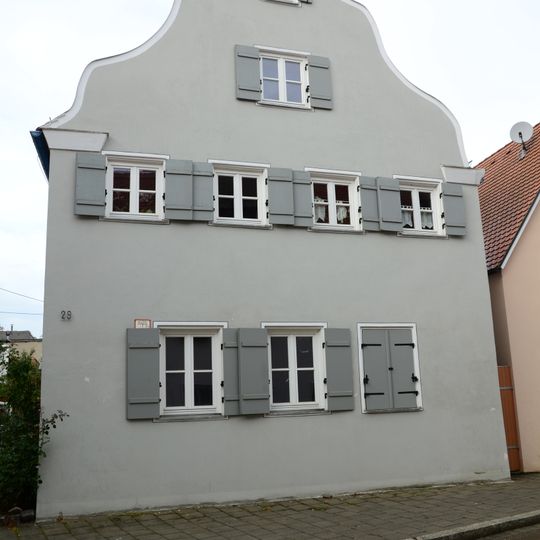 Wohnhaus und Rückgebäude