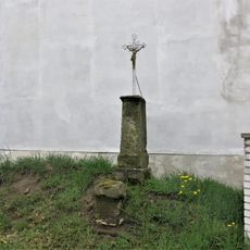 Kříž u domu 7 v Kováni