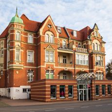 Doppelmietshaus Chemnitzer Straße 4; 6