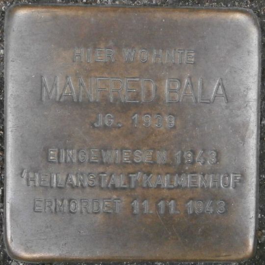 Stolperstein en memoria de Manfred Bala