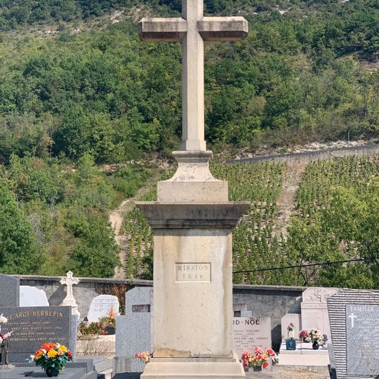 Cemetery cross of Montagnieu