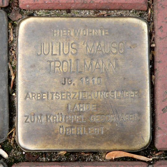 Stolperstein en memoria de Julius Trollmann