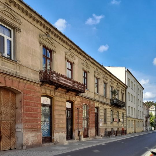 Dom przy ul. Dąbrowskiego 15