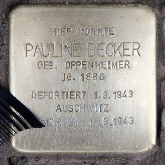 Stolperstein en memoria de Pauline Becker