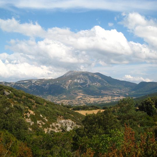 Montes Obarenes-San Zadornil Natural Park
