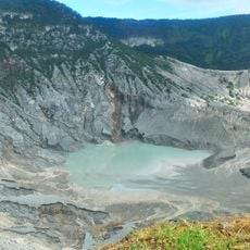 Tangkuban Perahu