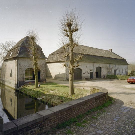 Zuidewijck Spick: bijgebouwen