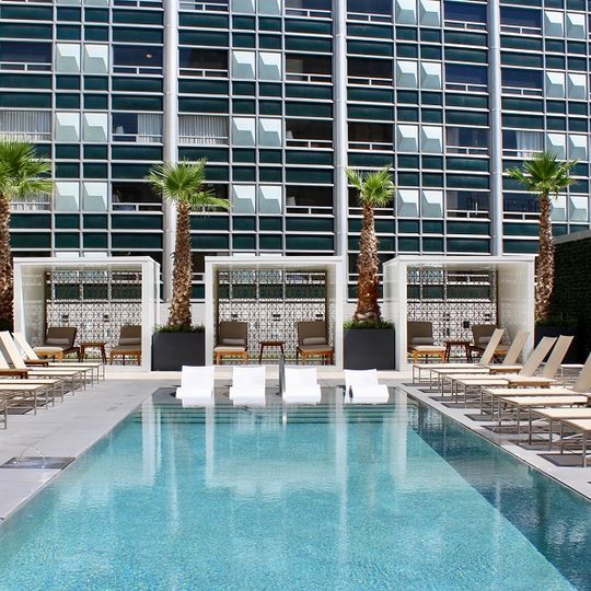 The Statler Dallas, Curio Collection By Hilton