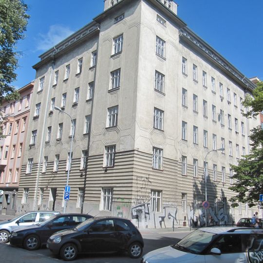 Antonínská 2, Janáčkovo náměstí 549/2