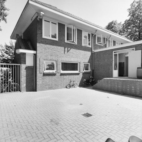 Voormalige dienstwoning