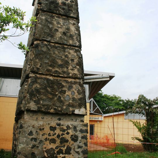 Cheminée de Basse-Terre