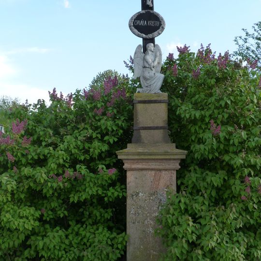 Kříž na východním okraji Rouchovan