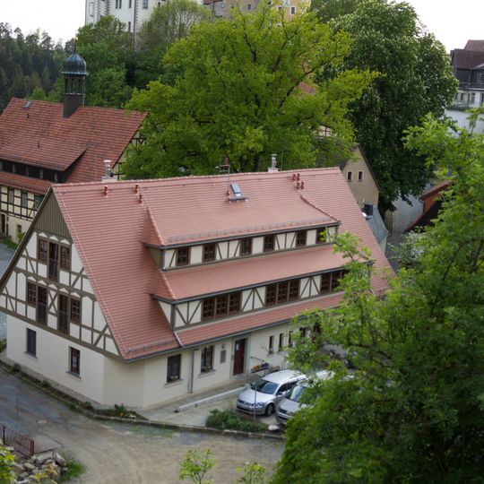 Wohnhaus in offener Bebauung Rathausstraße 3