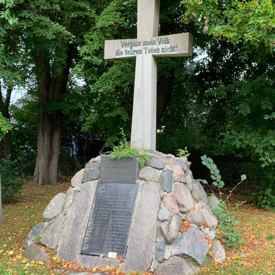 Kriegerdenkmal 1914/18 und 1939/45
