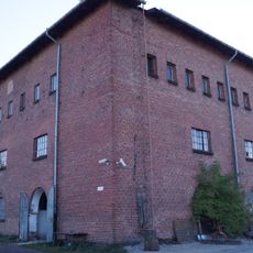 Budynek produkcyjny i teren cegielni